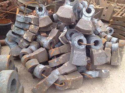供应破碎机合金锤头价格D-河南嵩源实业