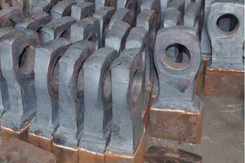 河南锤式破碎机锤头厂家定制批量生产