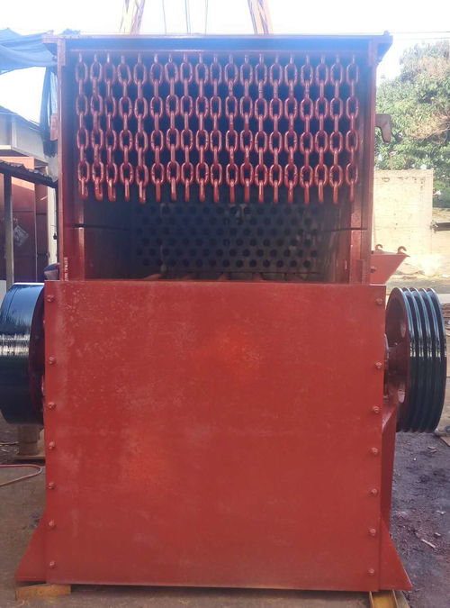 不同材质破碎机锤头性能特点