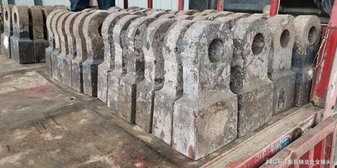 破碎机锤头详细安装,破碎机锤头重量分配合理,顺序如何分配