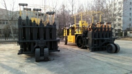 多锤头破碎机 多功能破碎机碎石化施工.打裂纹施工破碎挖除施工.