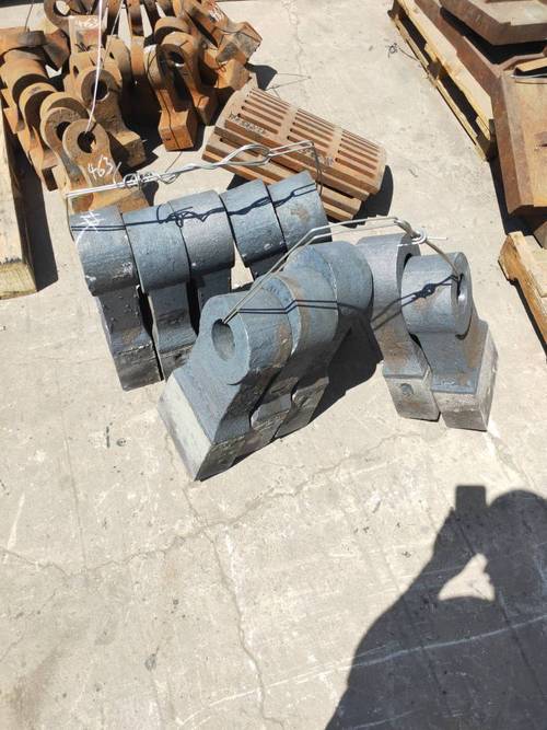 矿山石料制砂机 立式复合破碎碎石机 细碎破碎机设备高铬合金方锤板凳