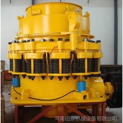 多锤头破碎机与Z纹压路机在旧水泥路改造中的应用——以潍坊万洁公路工程设备为例